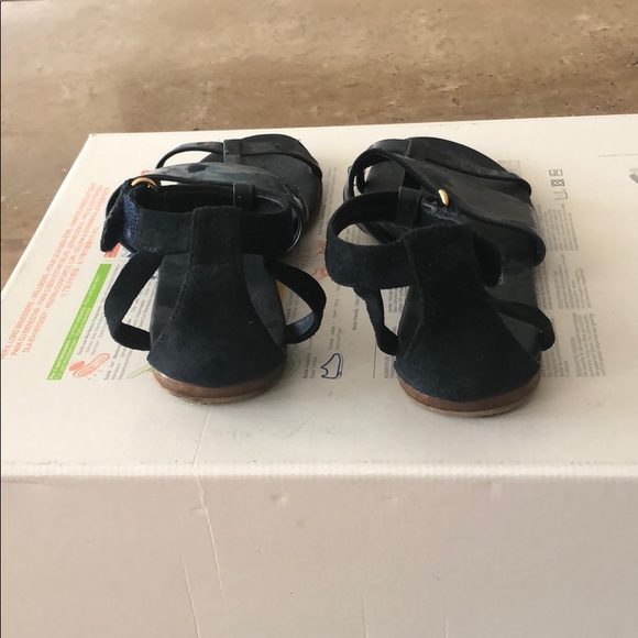 Gucci girls sandals size 29 navy - Picture 3 of 5